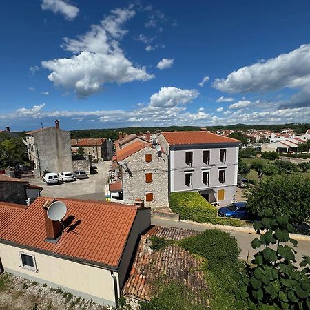 Funtana Appartements An Der 1 Reihe Vom Meer Luaran gambar
