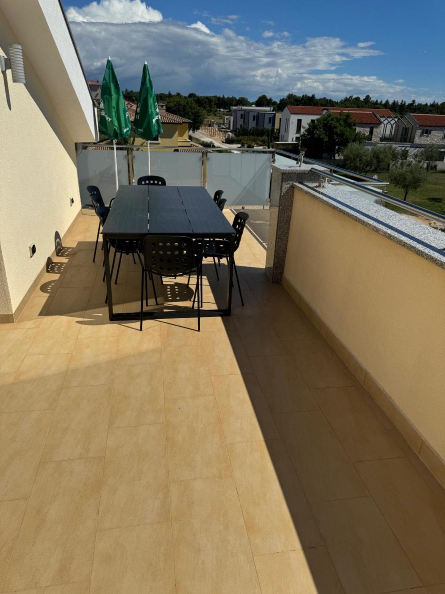 Funtana Appartements An Der 1 Reihe Vom Meer Luaran gambar
